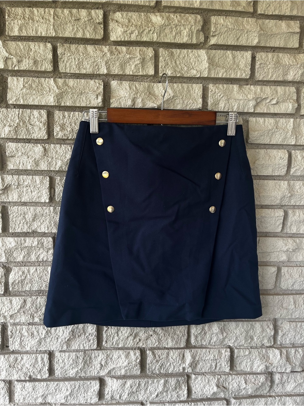 Zara Navy High Waisted A-Line Mini Skirt 
Size Small